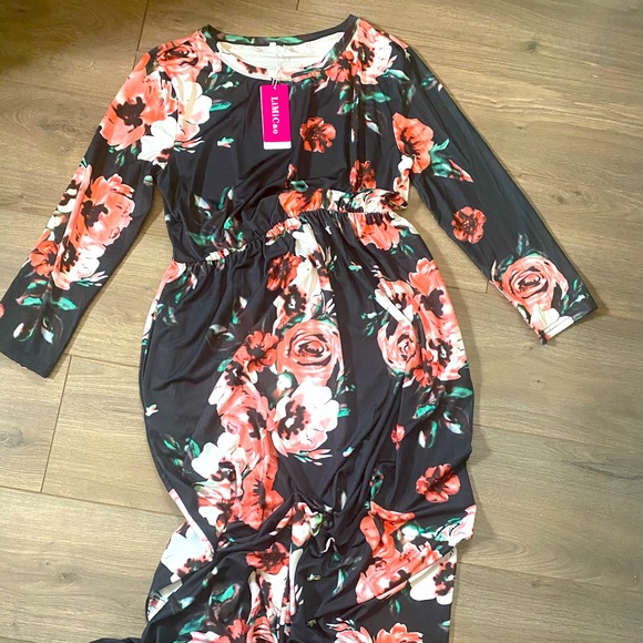 Floral Dress 🌸 - Picture 1 of 4